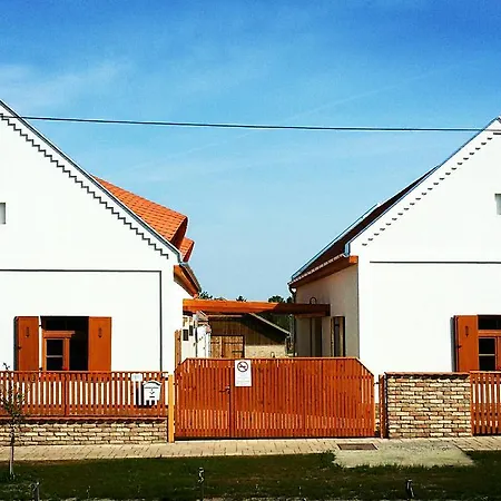 Hotel Retespajta Es Apartmanhaz Neszmely