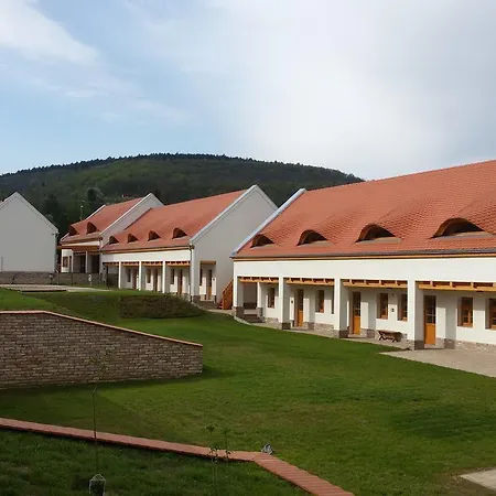 Retespajta Es Apartmanhaz * Neszmely